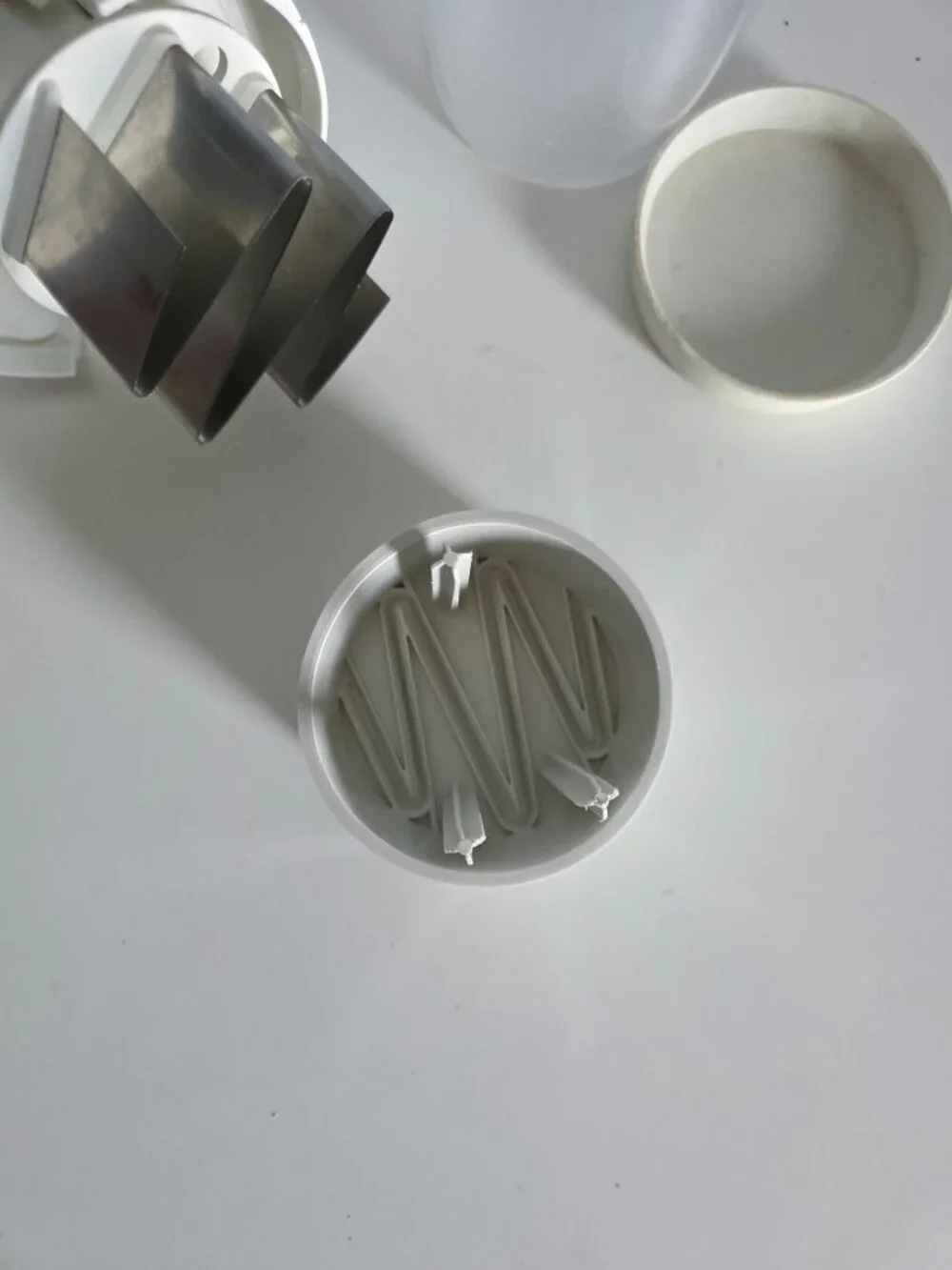 The Pampered Chef Food Chopper (Model #2585)